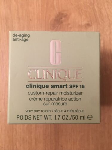 Clinique Smart Custom Repair Spf15 - Women's For Her. New. Free Shipping