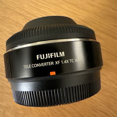 Fujifilm Xf 1.4x Teleconverter Lens Wr New