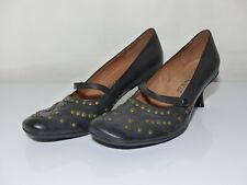 Chaussures à Talons, Intérieur Cuir, Coloris Noir + Clous Bronzes, Pointure 40